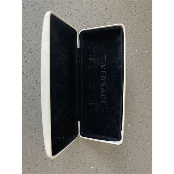 VERSACE WHITE HARD LEATHER CLAMSHELL SUNGLASSES EYEGLASSES CASE 160mmx70mmx55mm - Picture 8 of 11